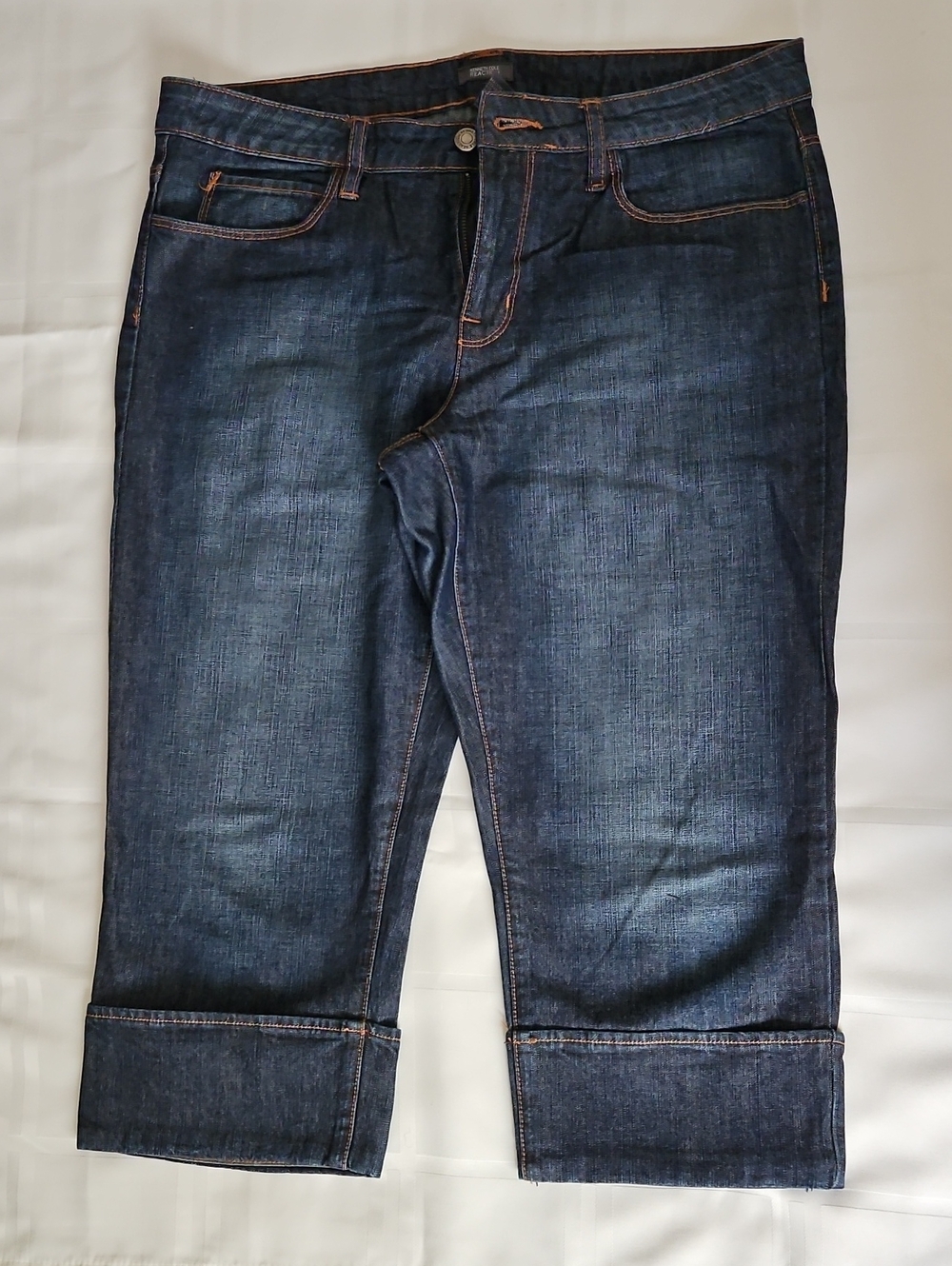 Kenneth Cole Reaction Capri Jeans, Size 10 Dark Denim